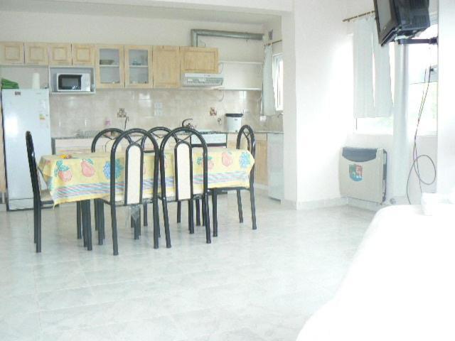 Departamentos Santa Monica Apartment Puerto Madryn Bagian luar foto