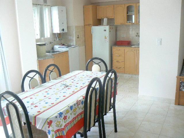 Departamentos Santa Monica Apartment Puerto Madryn Ruang foto